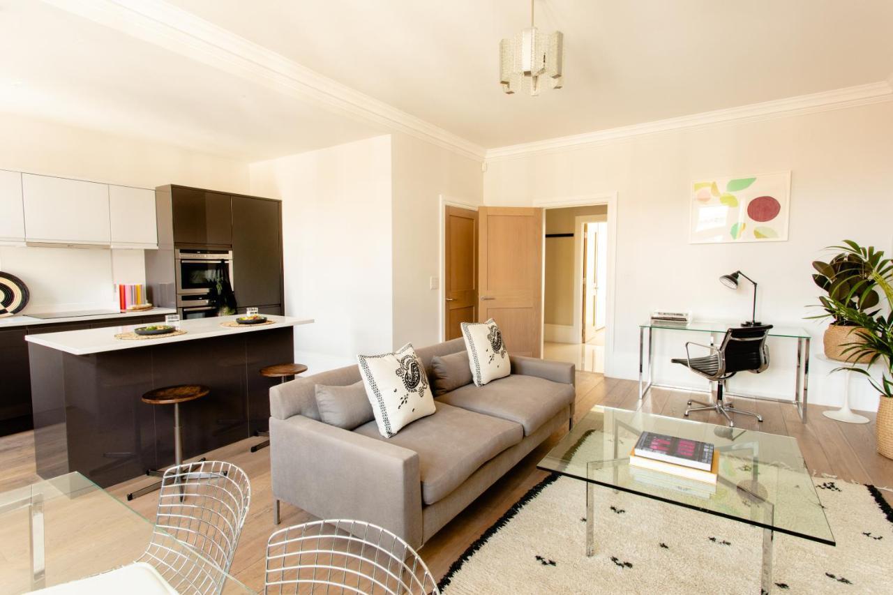56 Welbeck Street Aparthotel London Bagian luar foto