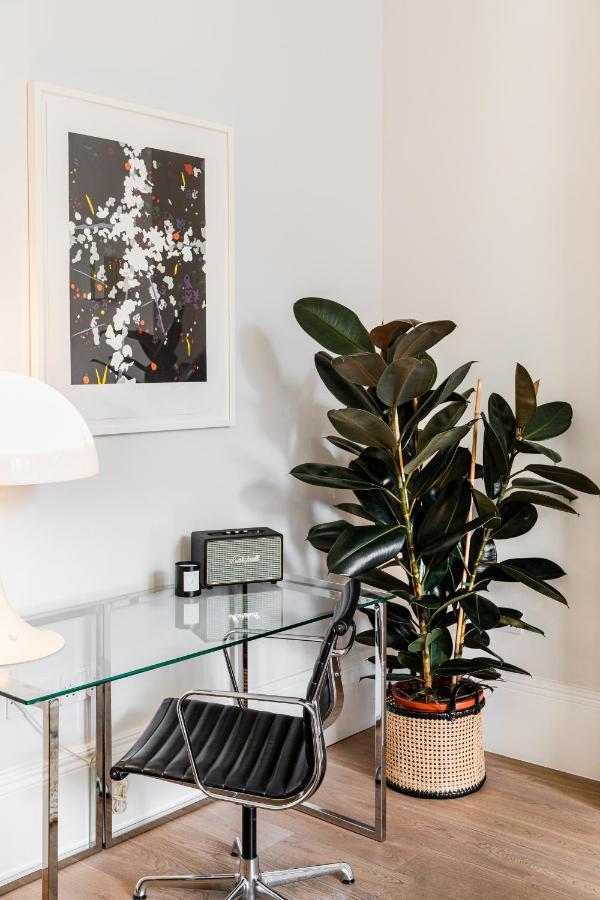56 Welbeck Street Aparthotel London Bagian luar foto